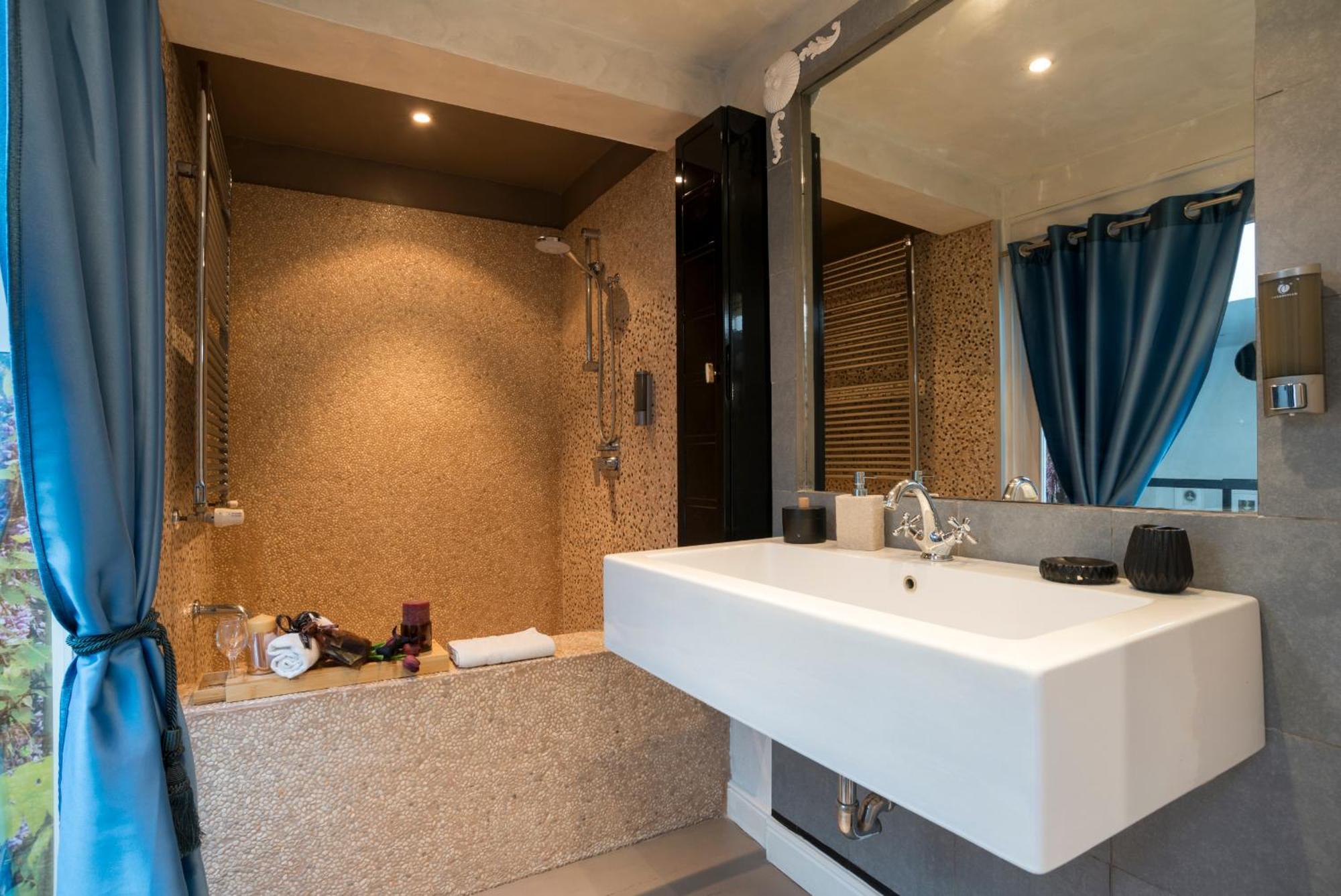 Luxury Piazza Di Spagna Escape With Terrace And Private Spa Roma Ngoại thất bức ảnh
